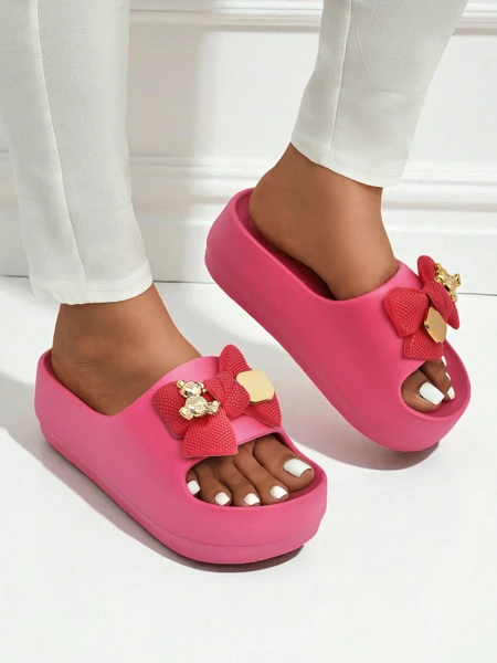 Royalfashion Moteriškos guminės šlepetės su dekoratyviniu kaspinu Alday