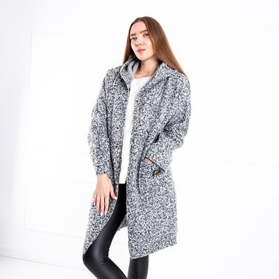 Серое женское пальто с капюшоном