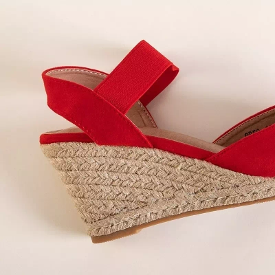 OUTLET Красные босоножки на танкетке Евпатория - Сандалии