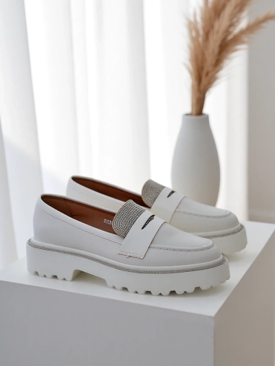 Royalfashion Женские мокасины с стразами Vinness