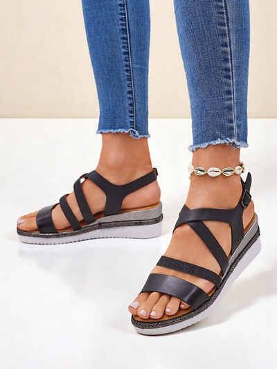 Aurelia Nero – Черные женские сандалии на танкетке Royalfashion из экокожи