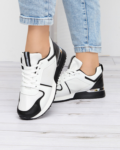 Balti moteriški sportiniai bateliai su juodais rubino intarpais - Avalynė