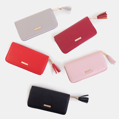 Черный женский кошелек с бахромой