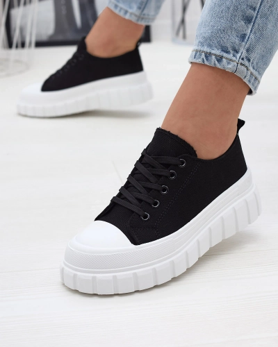 Черные спортивные кроссовки на платформе Daskko- Footwear