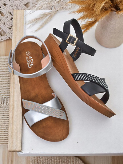 Royalfashion moteriškos platforminės basutės su akutėmis Allona