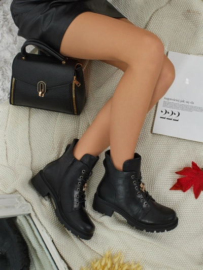 Женские ботинки Veltih из экокожи на шнуровке