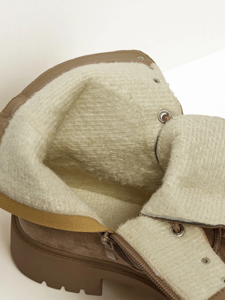 Женские ботинки Ferlyne из эко-замши на шнуровке