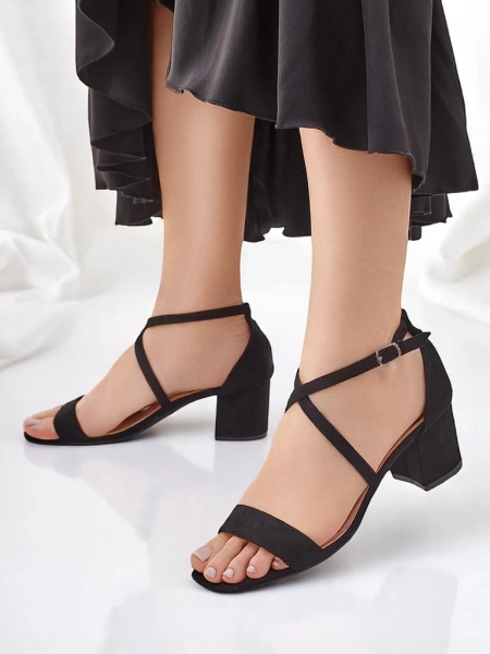 Женские сандалии из экосуперминекса Royalfashion Romates