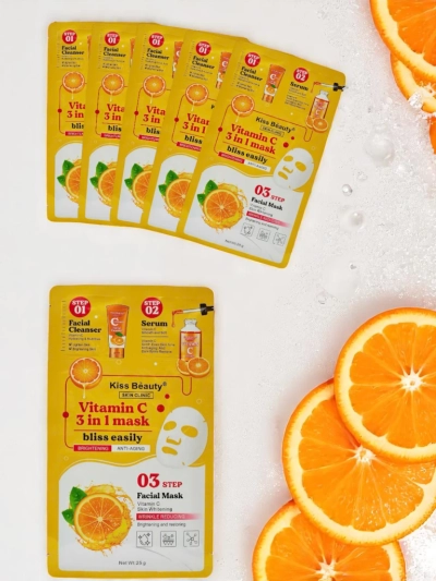 3-in-1 kaukė – 1 veido valymas, 2 serumas, 3 švytėjimo suteikianti kaukė su vitaminu C