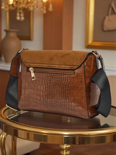 Mažas moteriškas rankinukas iš eko odos su įspaudu Narelle