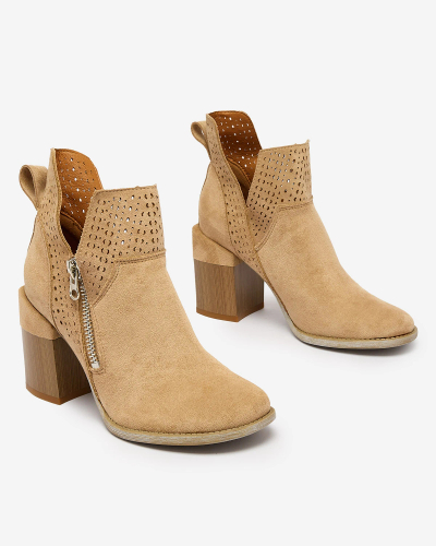 Royalfashion Светло-коричневые ажурные сапоги на шпильке Veviret