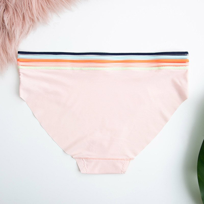 Розовые женские трусики - Нижнее белье