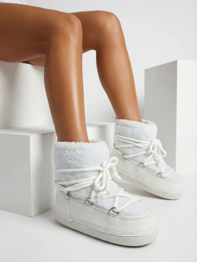 Женские зимние ботинки с овчиной Uvella