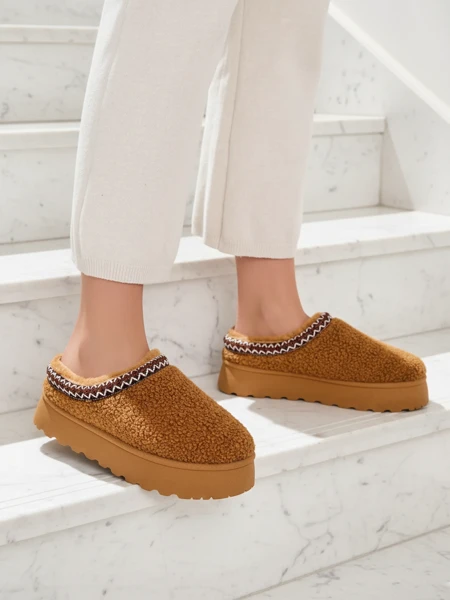 Royalfashion Trumpi moteriški sniego batai Selio