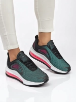 тёмно-зелёный