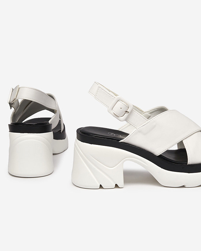 Белые женские босоножки на толстой шпильке Feine - Обувь