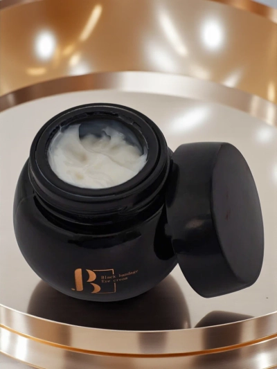 Luxelux Black Bandage Антивозрастной крем для кожи вокруг глаз - против морщин, увлажняющий
