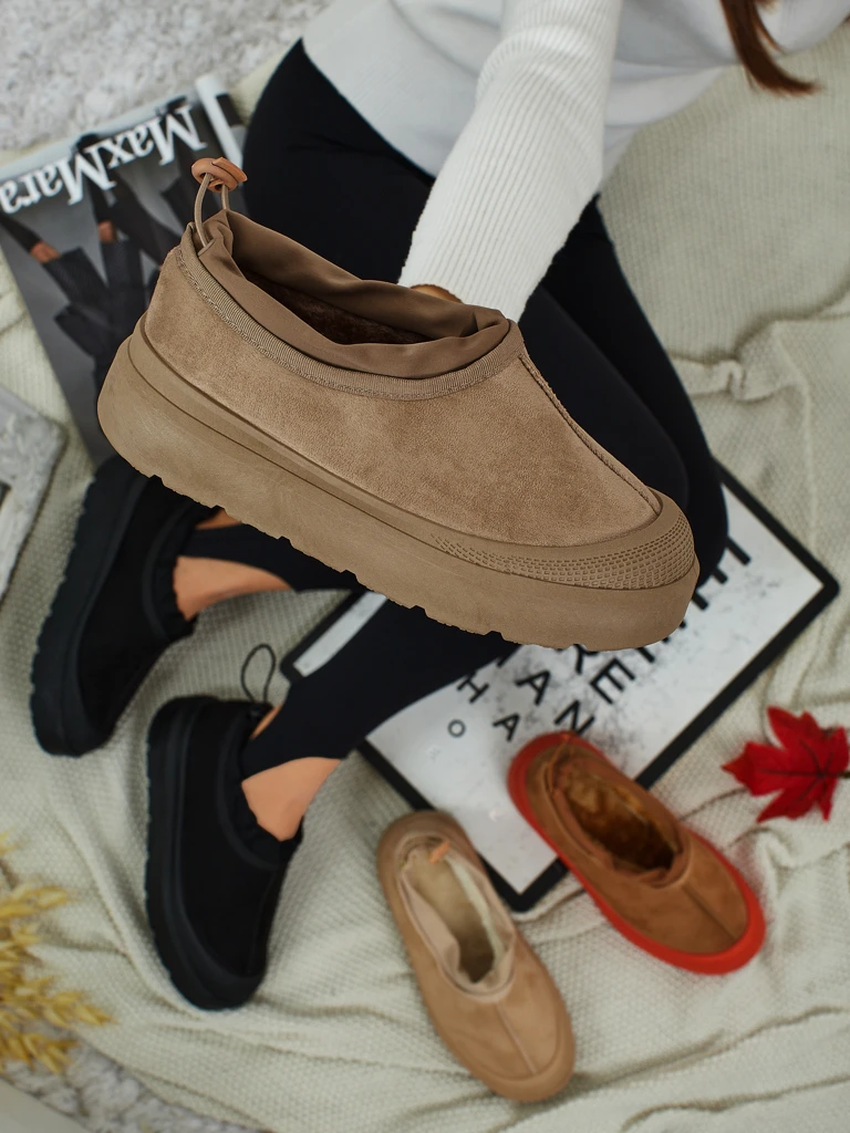 Короткие женские ботинки a'la снегоходы Velisee