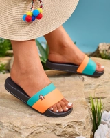 tamsiai žalia || oranžinė