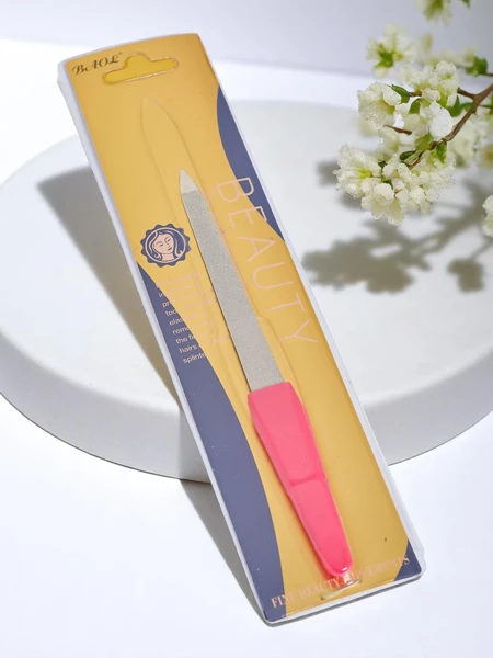 Metalinis nagų dildė