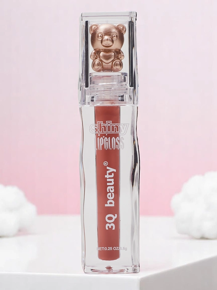 Помада в цвете Undressed