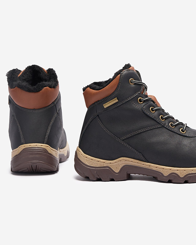 Juodi moteriški žygio batai, surišti Poritsu kailiu - Avalynė