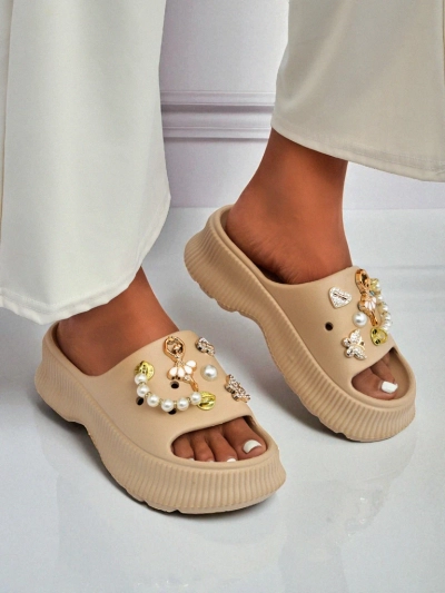 Royalfashion Женские резиновые сандалии с украшениями Slash Glam