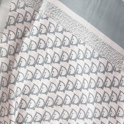 Rožinis moteriškas šalikas su raštu - Priedai