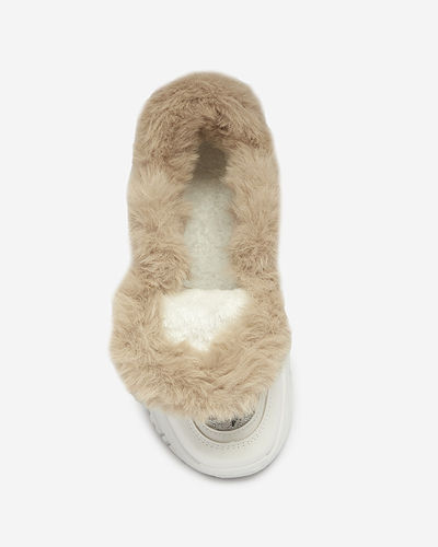 Sportiniai lakuoti balti moteriški bateliai su kailiu Axili- Avalynė