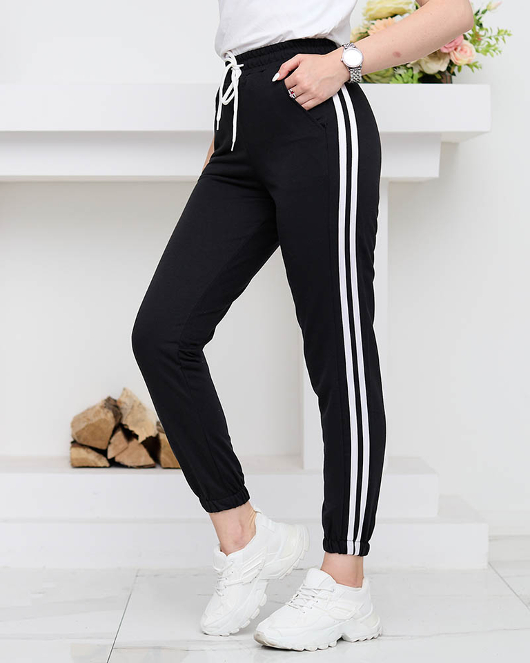 Moteriškos juodos sportinės kelnės su dryžiais - Drabužiai