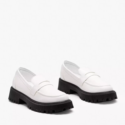 OUTLET Женские белые гладкие туфли Givosi - Обувь