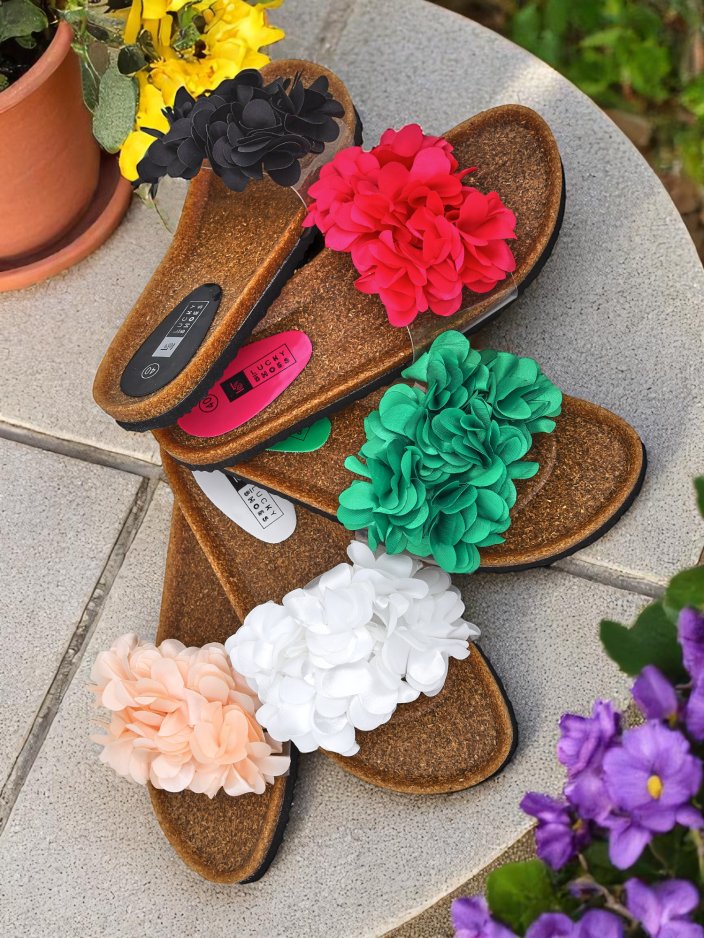 Royalfashion Klapki damskie z kwiatuszkami Flora Soft – mega słodkie!