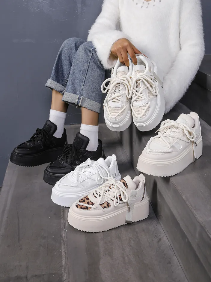 Royalfashion Moteriški platforminiai sportiniai bateliai Aeroll