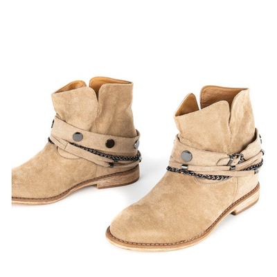 Beżowe botki a'la kowbojki na krytym koturnie Salem - Obuwie