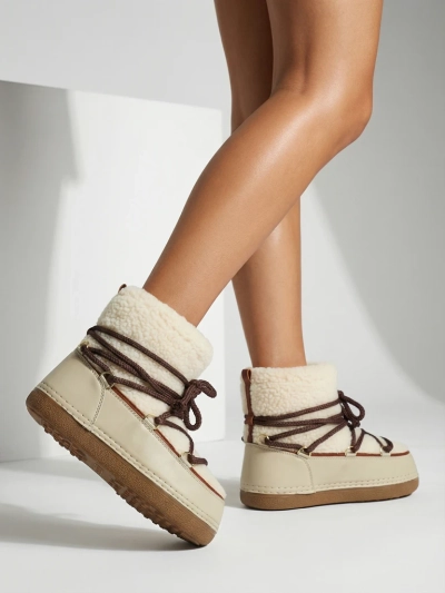 Moteriški sniego batai su kailiuku Uvella