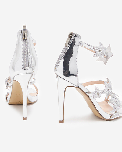 Sidabrinės moteriškos basutės ant aukštakulnio su žvaigždutėmis Starico - Avalynė