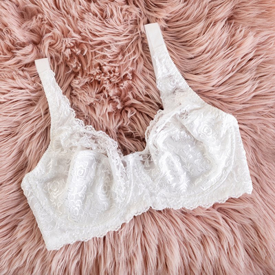 Liemenėlė be paminkštinimo su ekologiškais nėriniais-Apatinis trikotažas