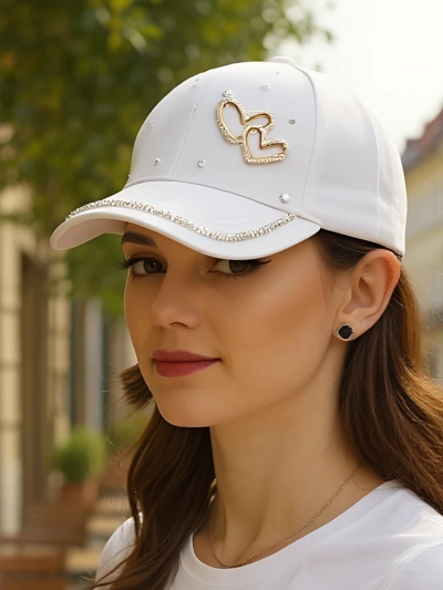Royalfashion Kepurė su kalnėdrais Heart Spark