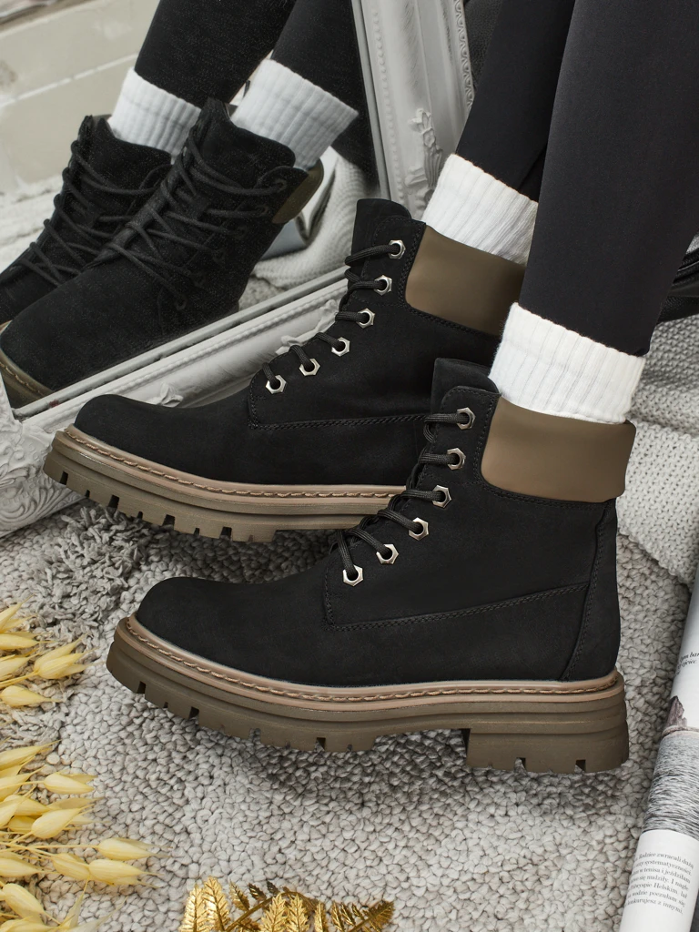 Женские ботинки-траперы Avienne