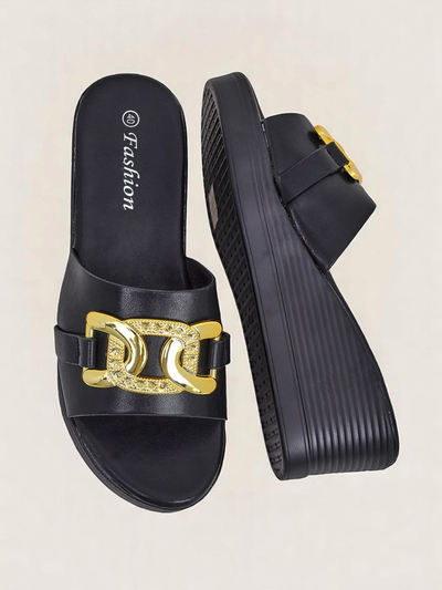 Royalfashion Женские босоножки на танкетке Nolia