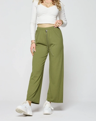 Зеленые женские широкие ребристые брюки - Одежда