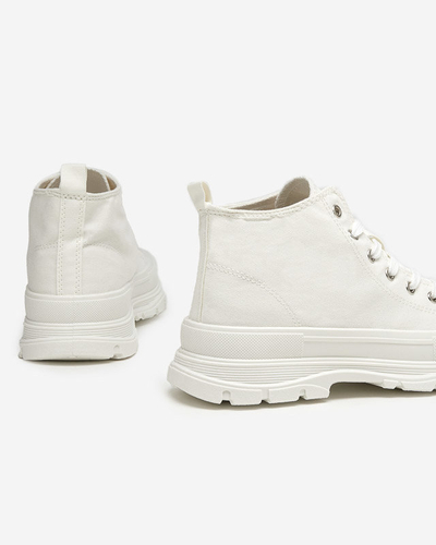 Белые женские высокие кеды Alostino