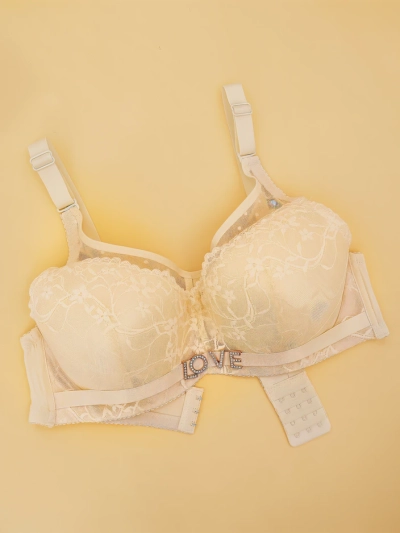 Royalfashion moterims skirtas paminkštintas liemenukas su nėriniais