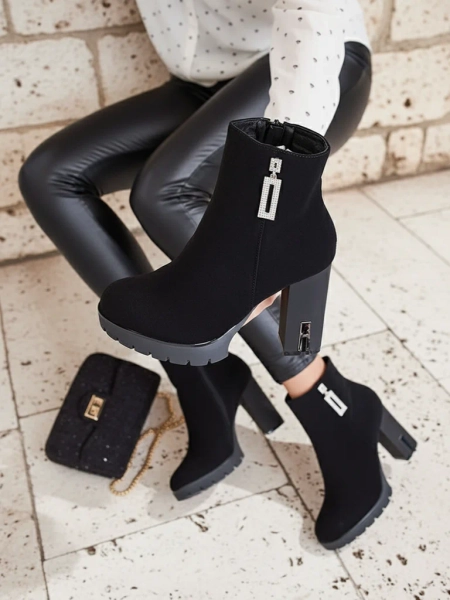 "Royalfashion" moteriški batai "Beroleda" su dekoruotu kulnu