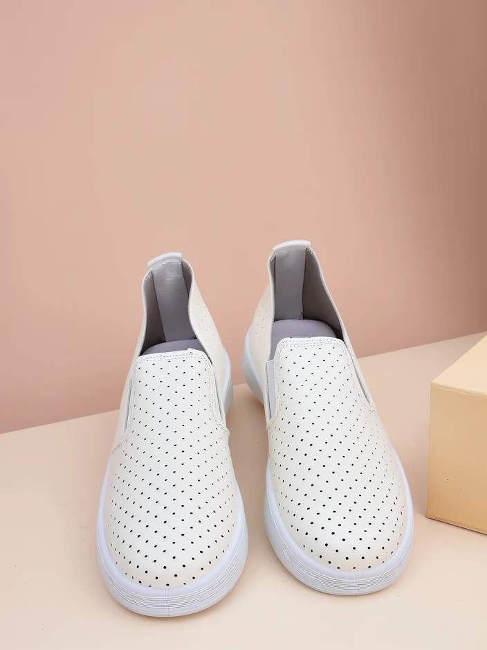 Женские перфорированные кроссовки Royalfashion Musio