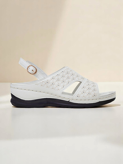 Royalfashion moteriškos basutės su žemu platformos kulniuku Comfort Chic