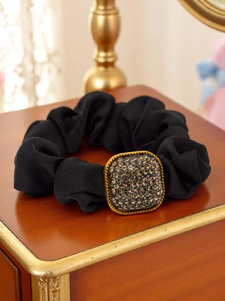 Royalfashion Plaukų gumytė su dekoratyvine kalnų krištolo puošmena Satin Shine