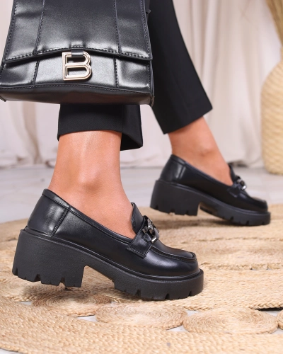 Royalfashion Женские мокасины черного цвета Lopolla