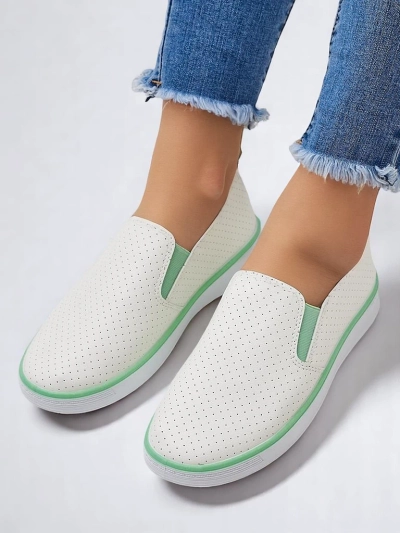 Royalfashion Женские перфорированные слипоны Kassias