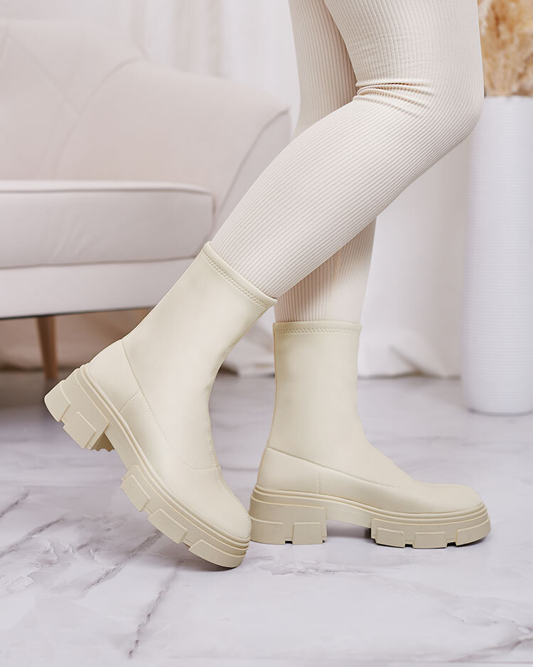 Royalfashion Женские сапоги из эко-замши бежевого цвета Classy Girl